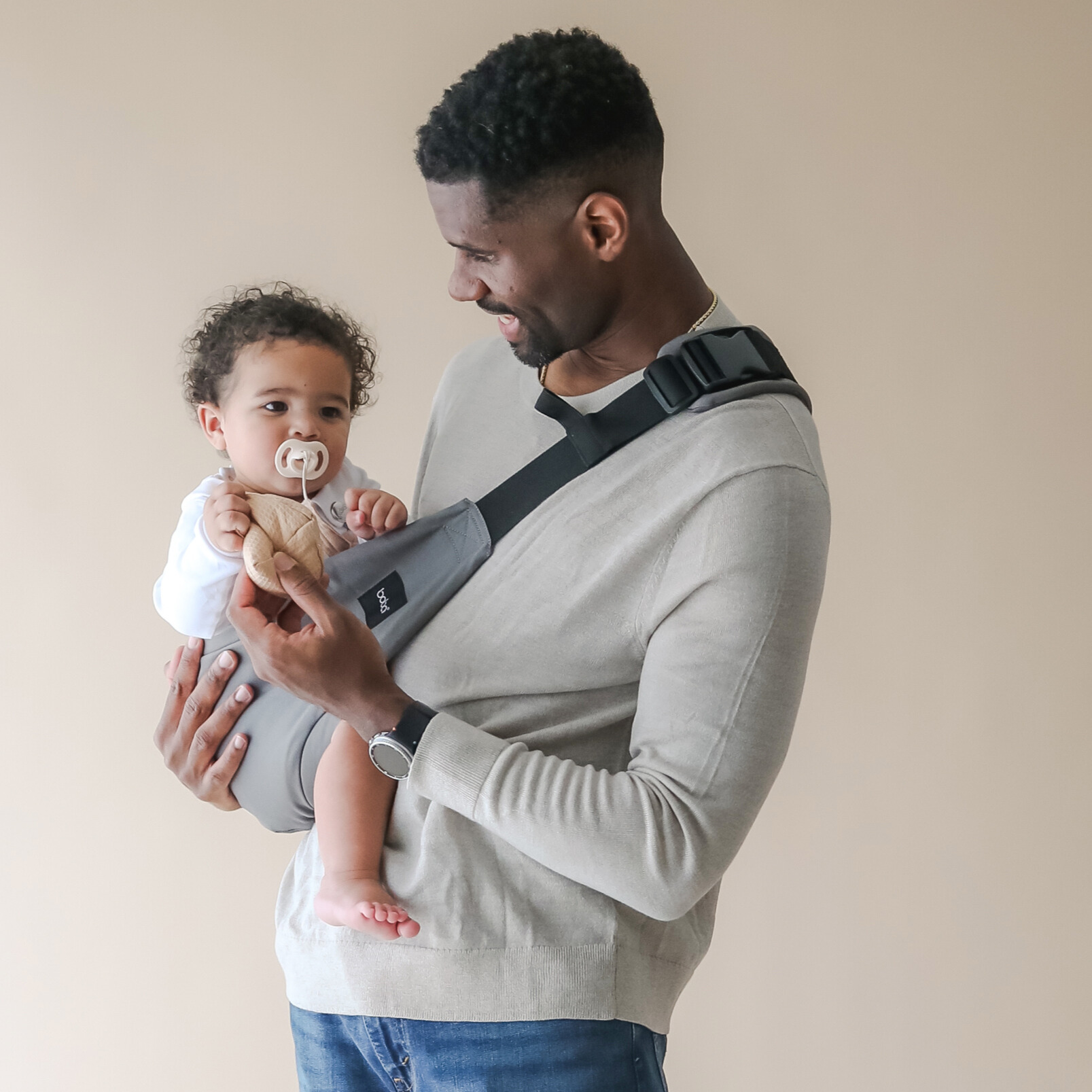 boba.img_alt_prefix Portabebé ligero Boba Buddy Grey