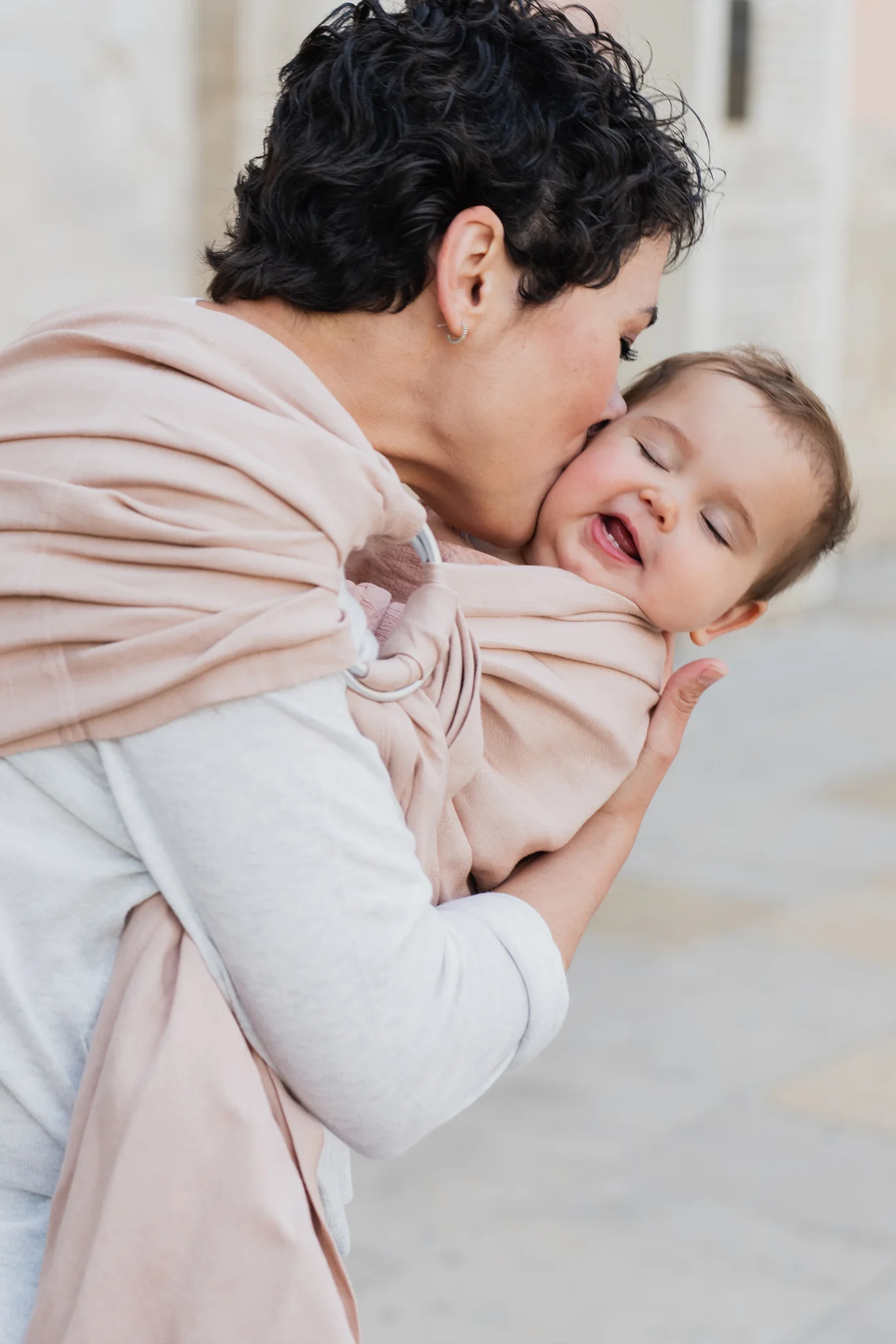 boba.img_alt_prefix Bandolera Portabebé Boba Ring Sling Peony Pink